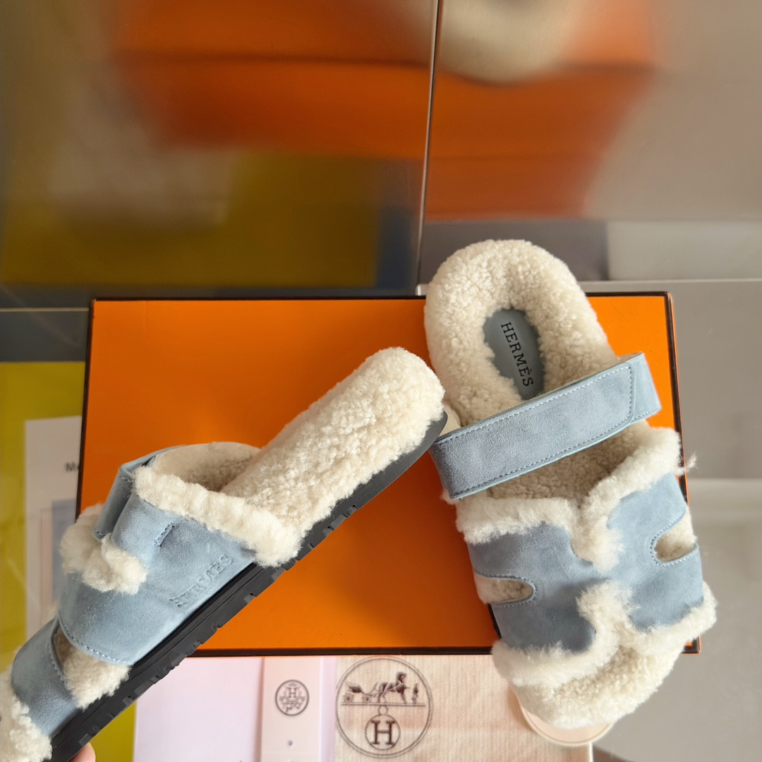 UA Hermès Chypre sandal