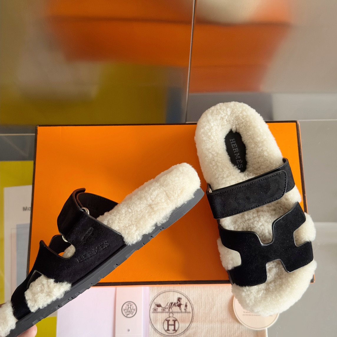 UA Hermès Chypre sandal