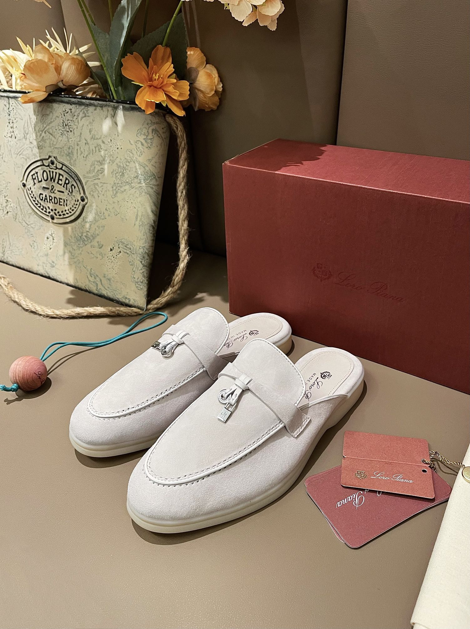 ua L**o p*ana babouche charms walk loafers