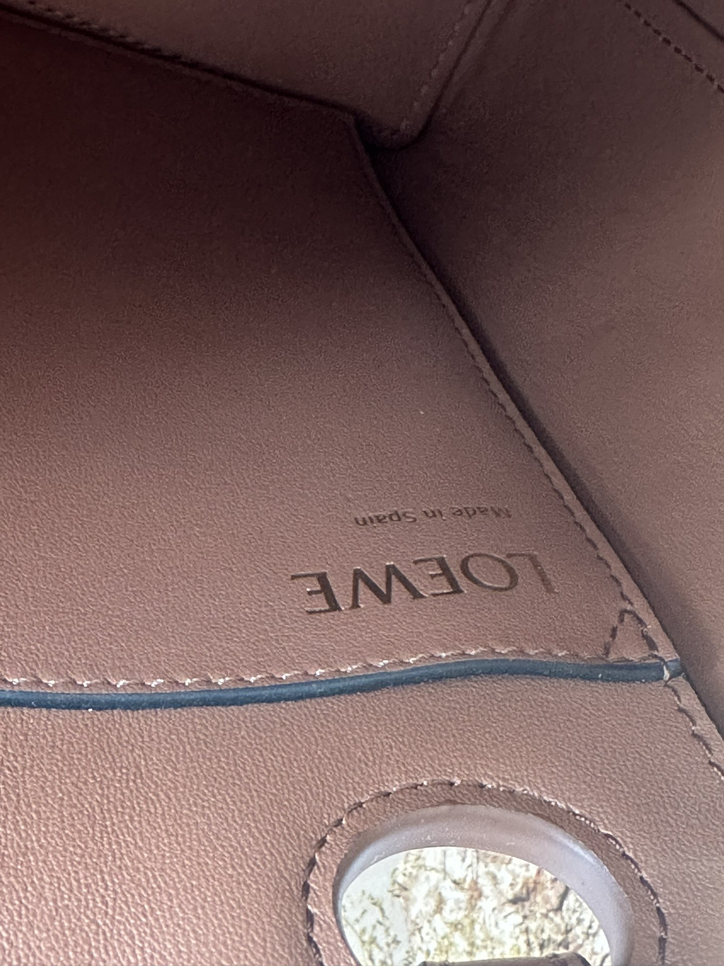 L0ew* anagram tote 22x9x19.5cm (no charm)