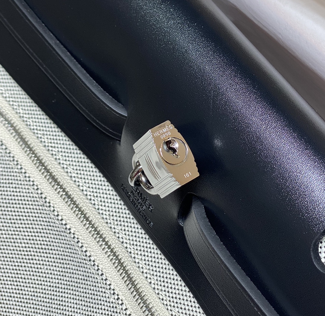 H**mes herbag 25x31x10cm