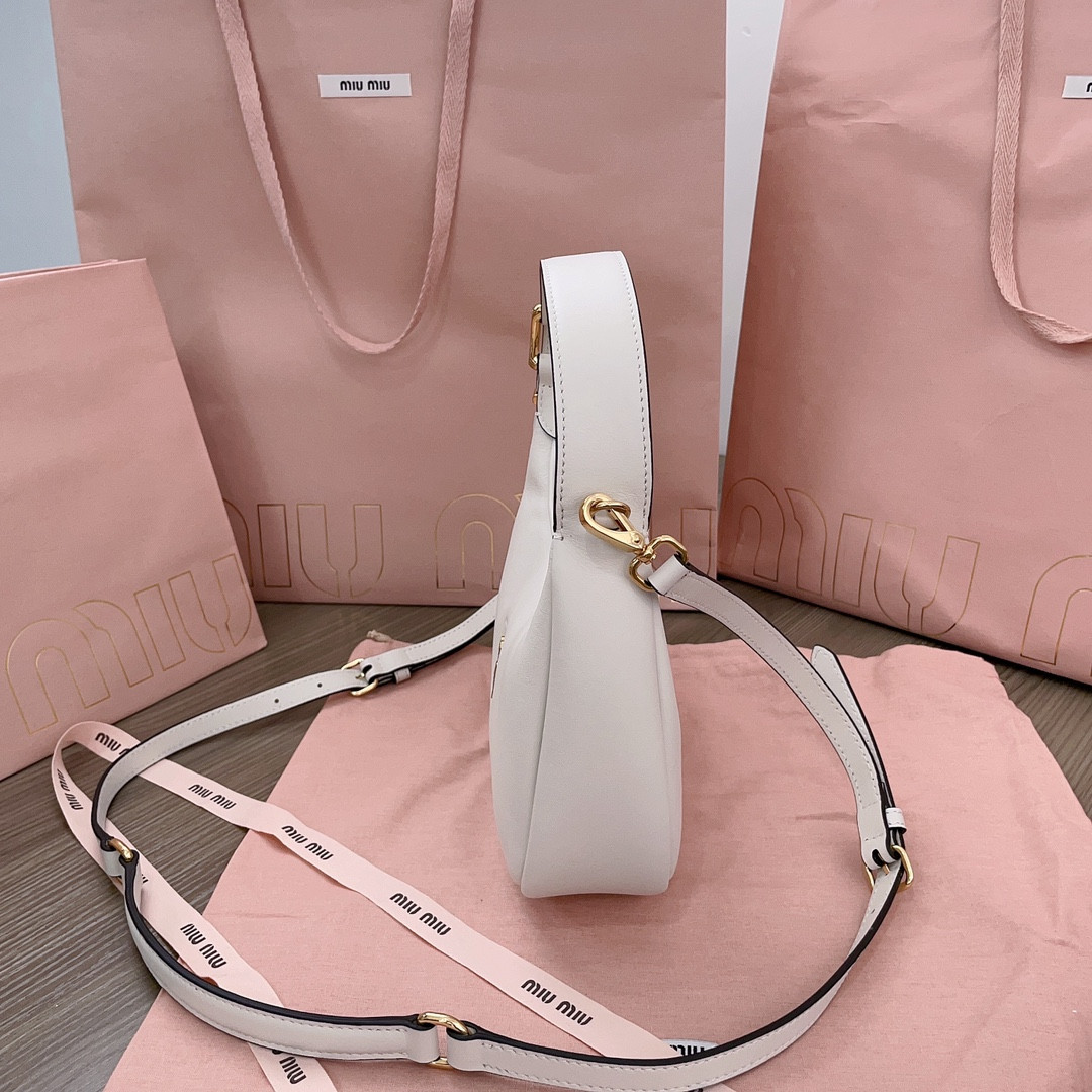 Miu Miu hobo bag 20X17X6Cm