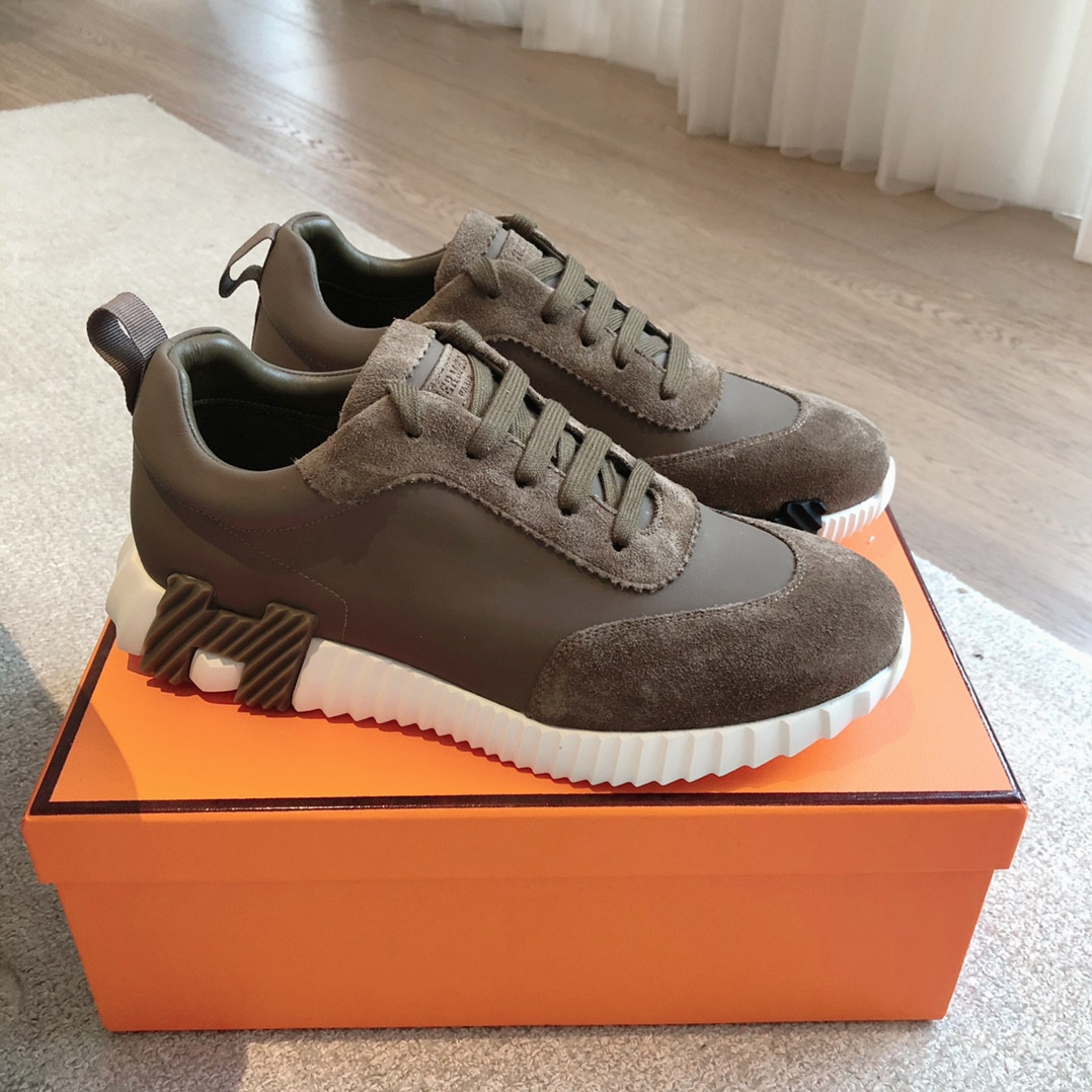 UA Hermès Bouncing Sneaker