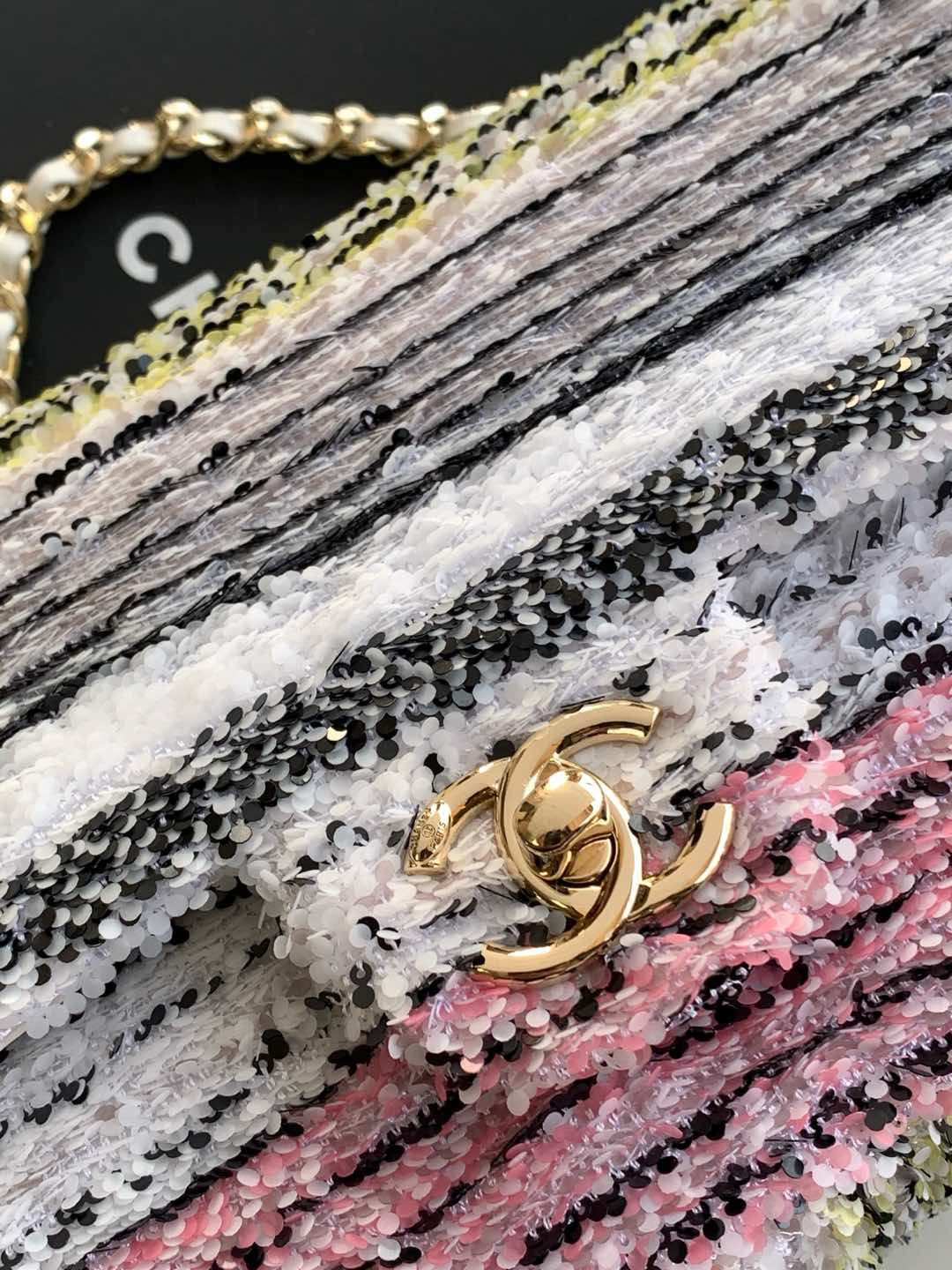 Ch*el flap bag 14x21x8cm