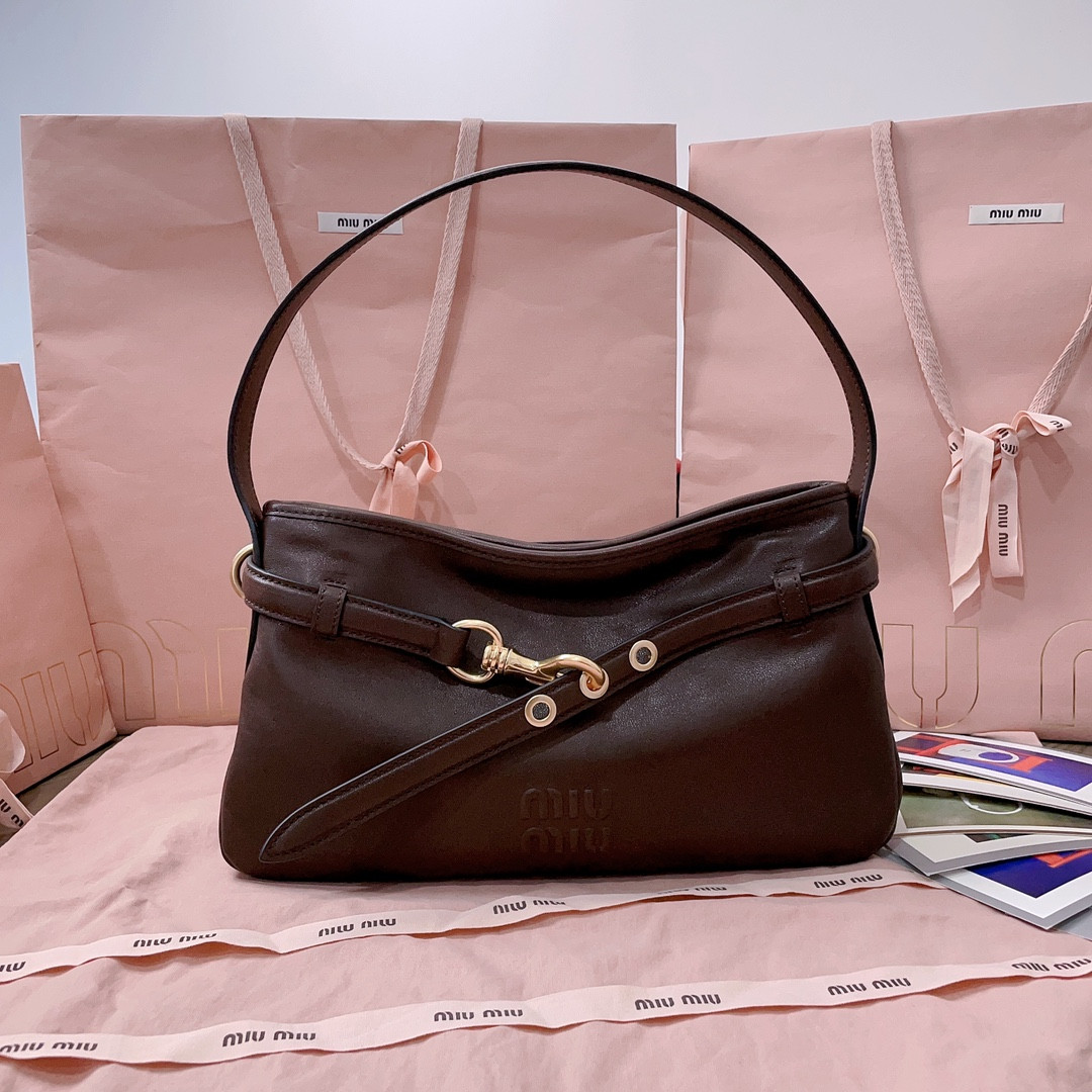 Miu Miu Aventure nappa leather bag 5BC182 33X19X5cm