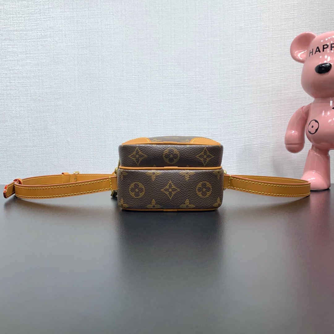 LV Amazone M14014 13.5x20x8cm