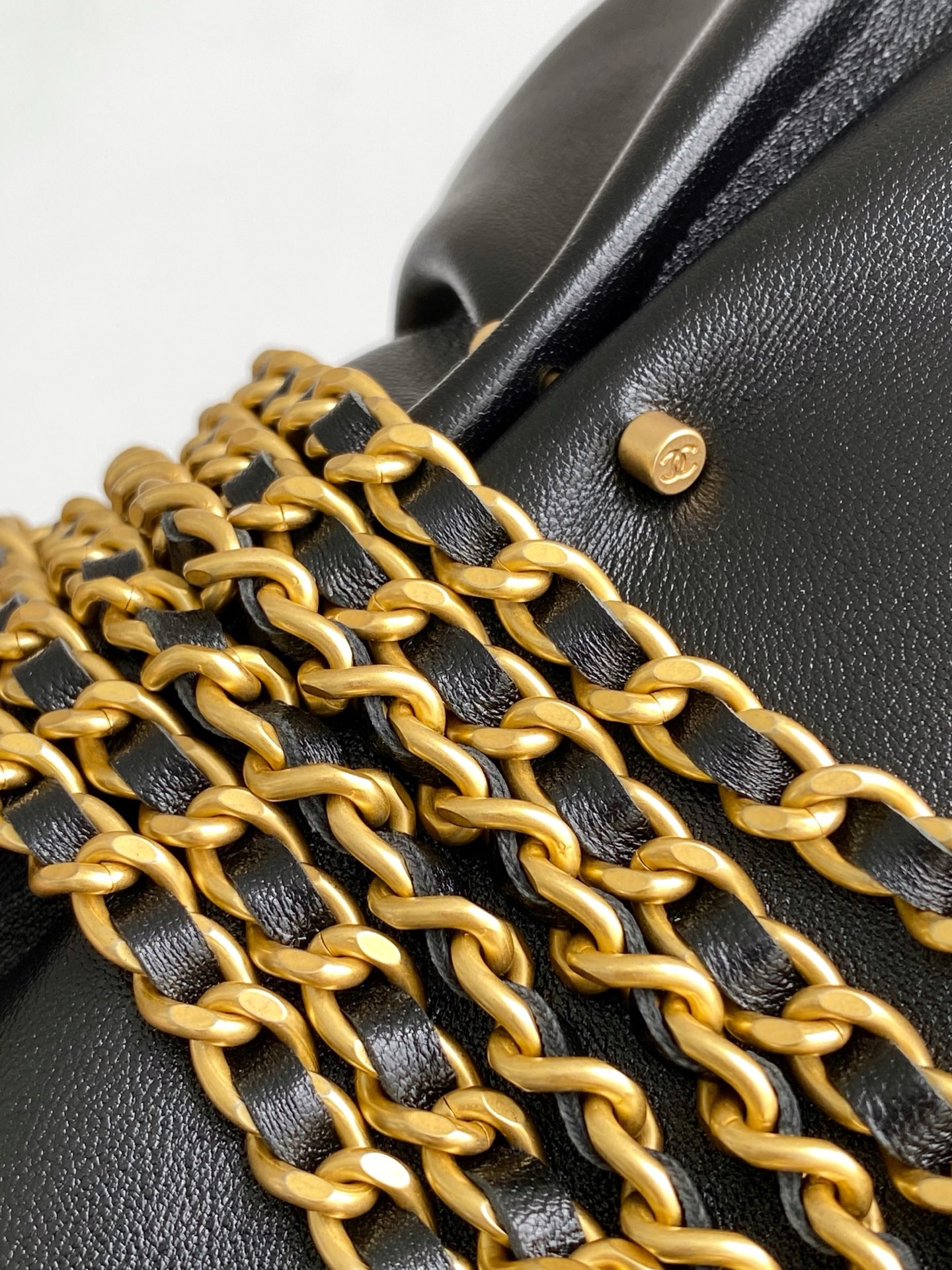 Ch*el clutch with chain 14x24x5cm