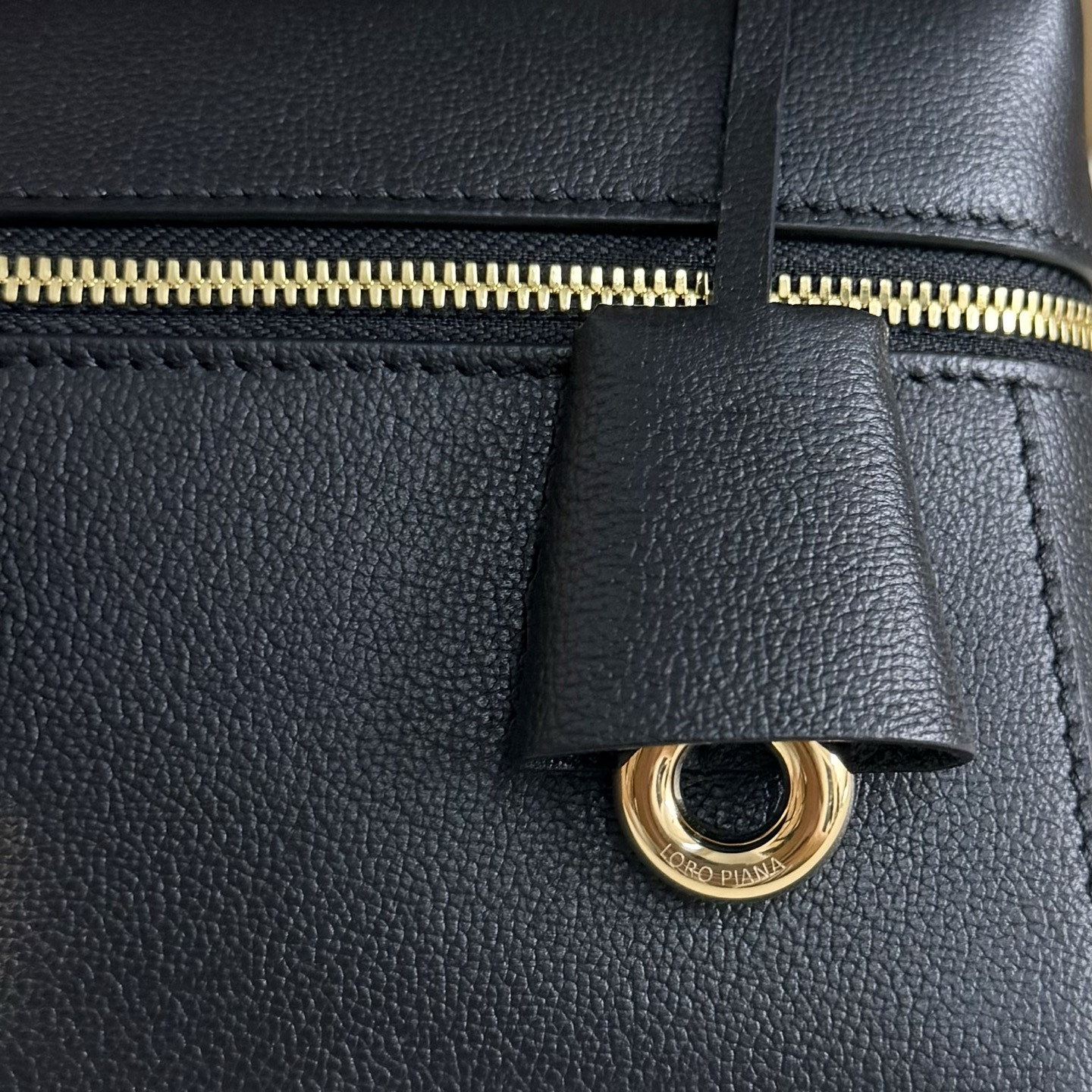 L**o p*ana extra bag l23 23x12x7cm