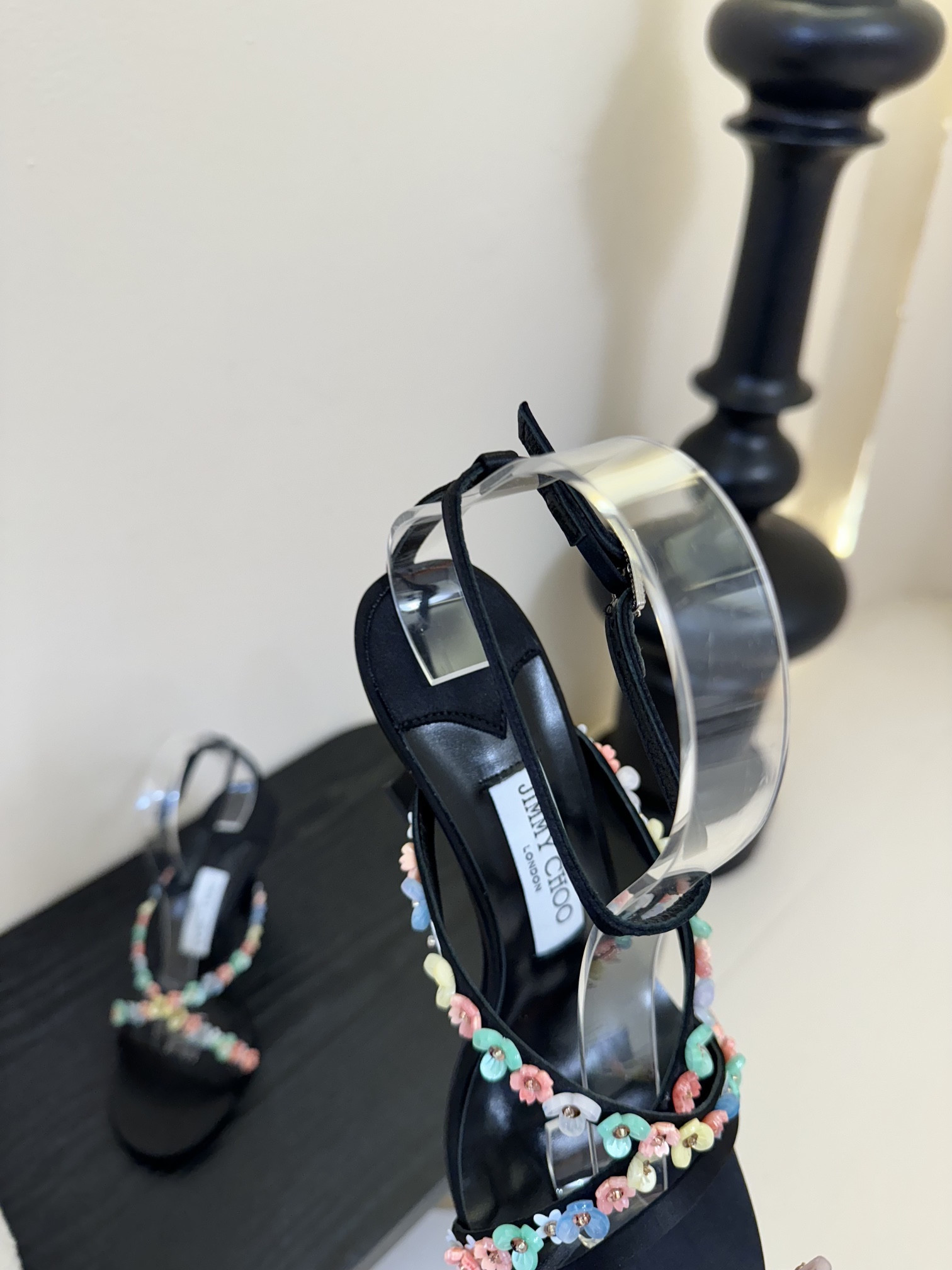 ua Ji*y Ch* blanche sandals 9cm