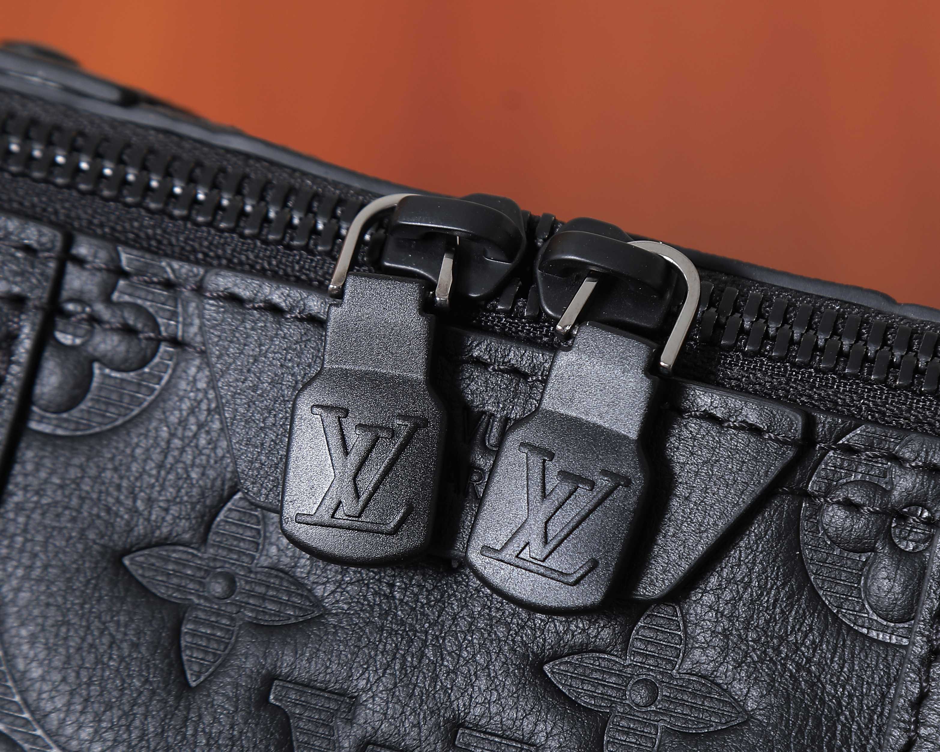 LV City Keepall M26750 27.5x16.5x15cm