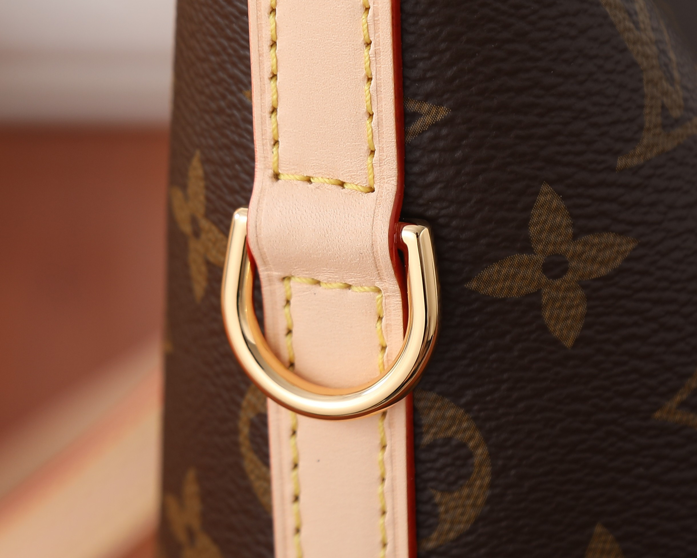 LV Multipass M27825 30x26x10cm