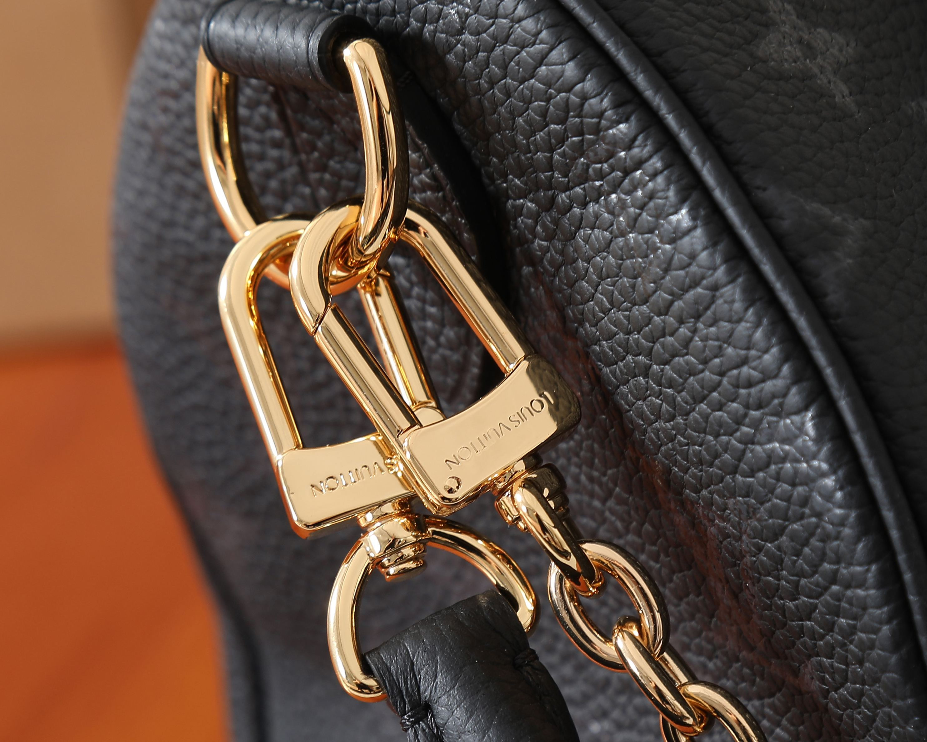 LV SPEEDY BANDOULIÈRE 25 Handbag M26486 18x13x25cm