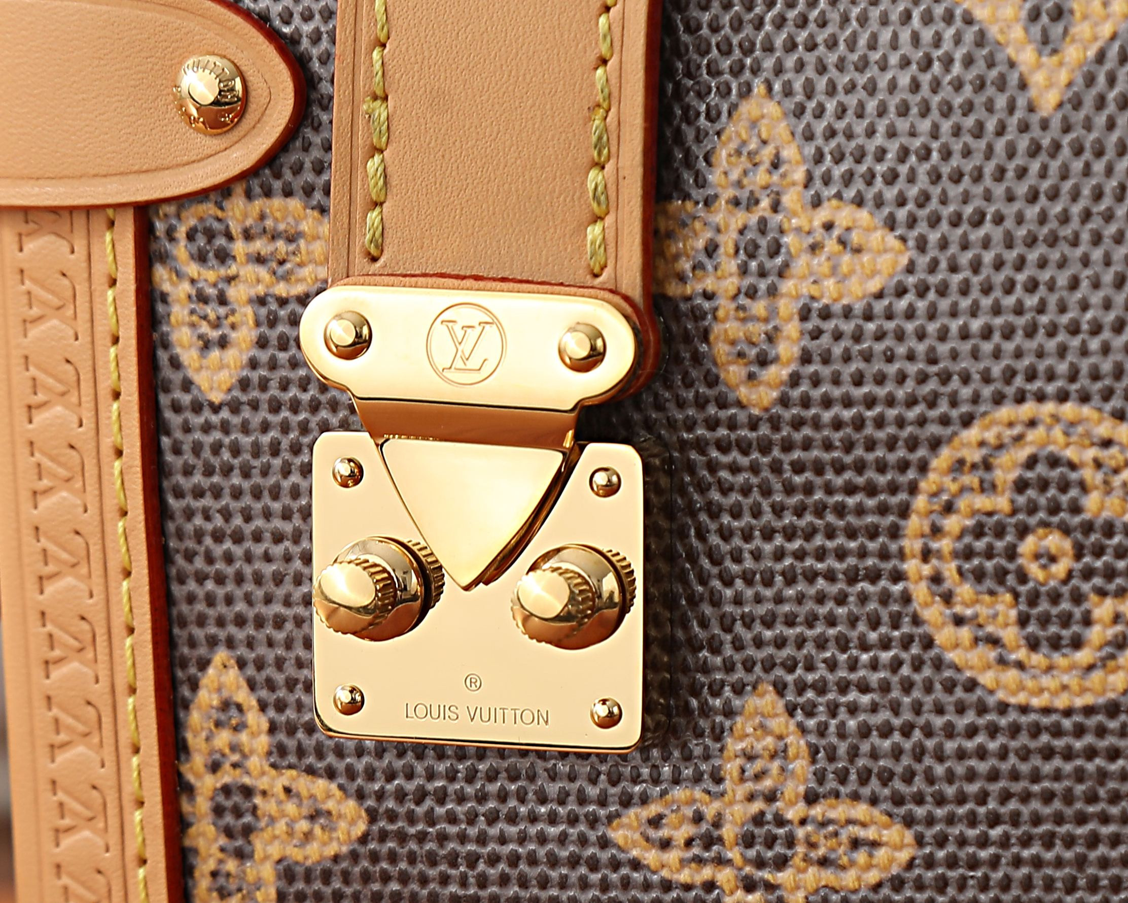 LV SIDE TRUNK Medium Handbag M27516 16x8.5x23.5cm